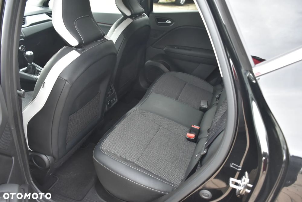 Renault Captur TCe Mild Hybrid 140 GPF EVOLUTION - 14