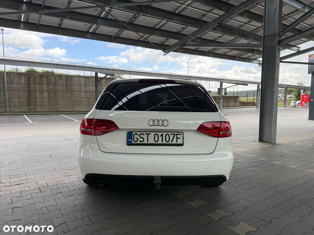 Audi A4 Avant 2.0 TDI DPF Attraction - 4