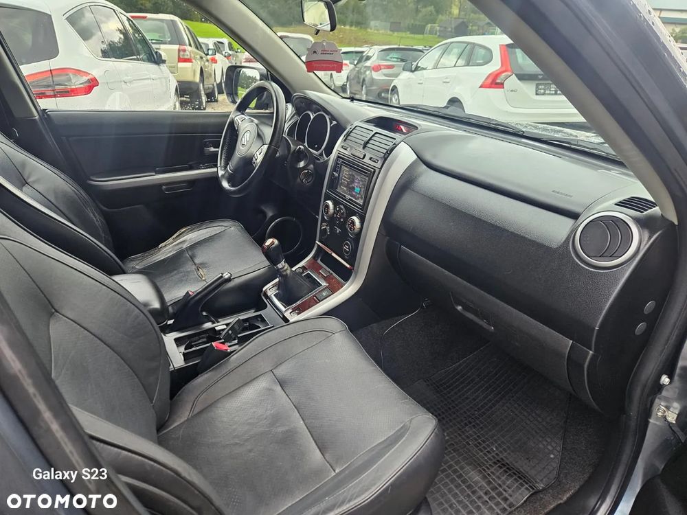 Suzuki Grand Vitara 1.9 DDiS Premium - 9