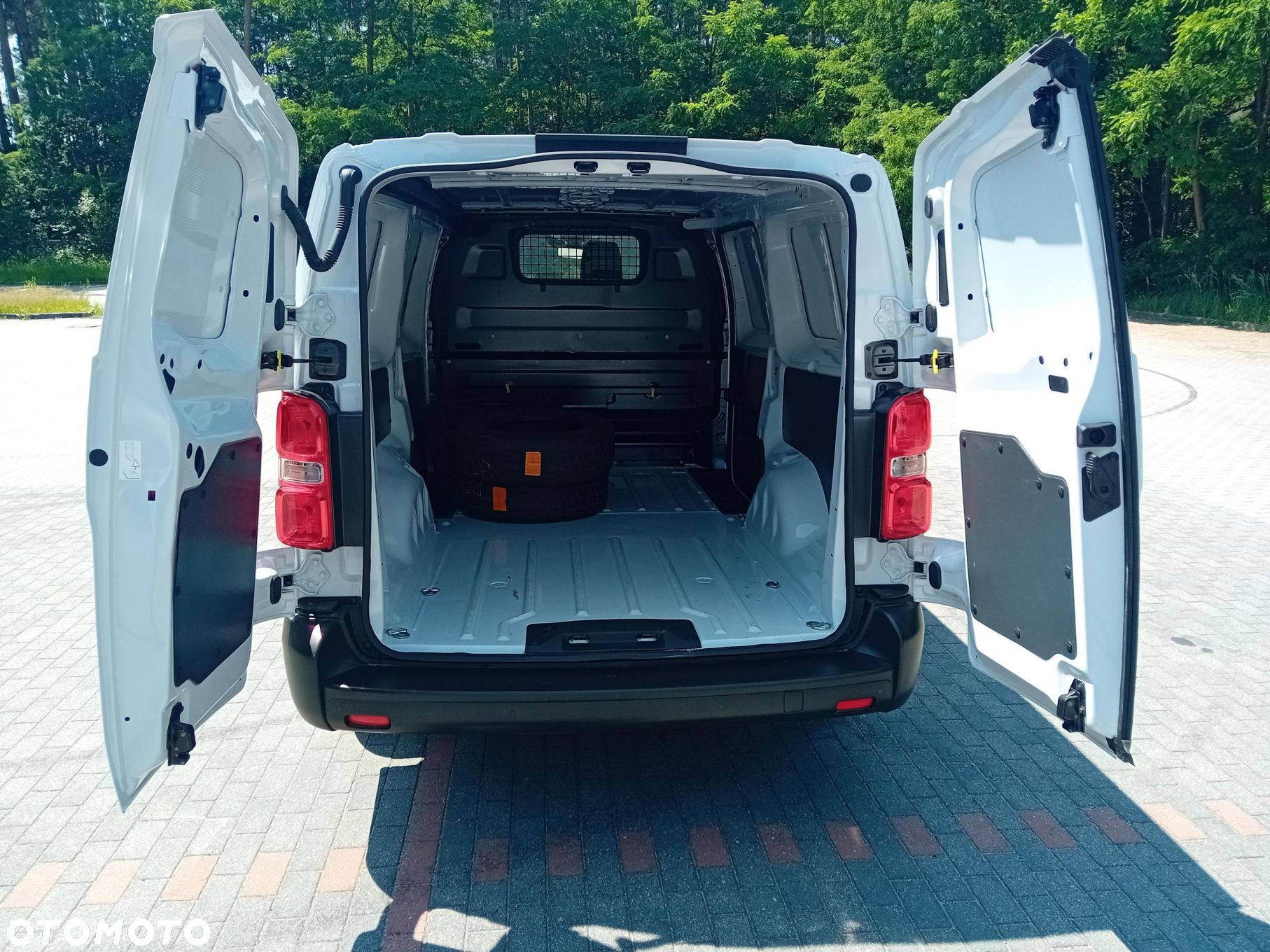Toyota PROACE - 10