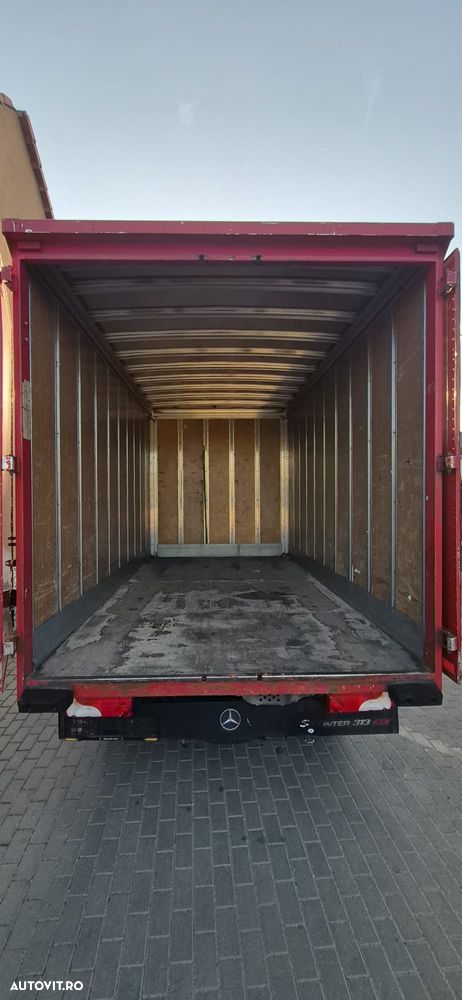Mercedes-Benz Sprinter - 5