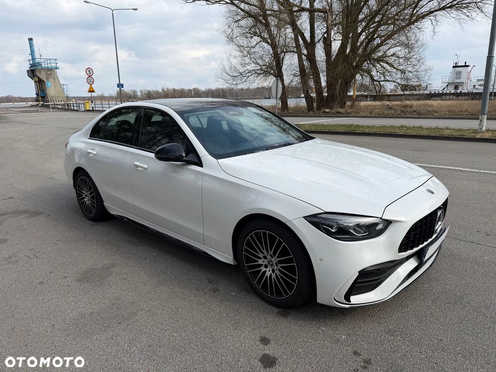 Mercedes-Benz Klasa C 180 mHEV AMG - 18