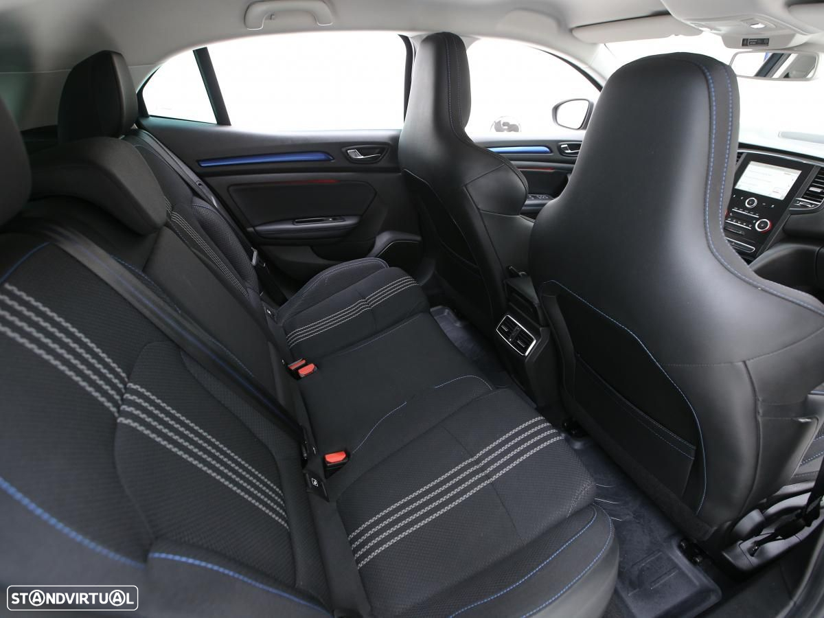 Renault Mégane 1.5 dCi GT Line EDC - 10