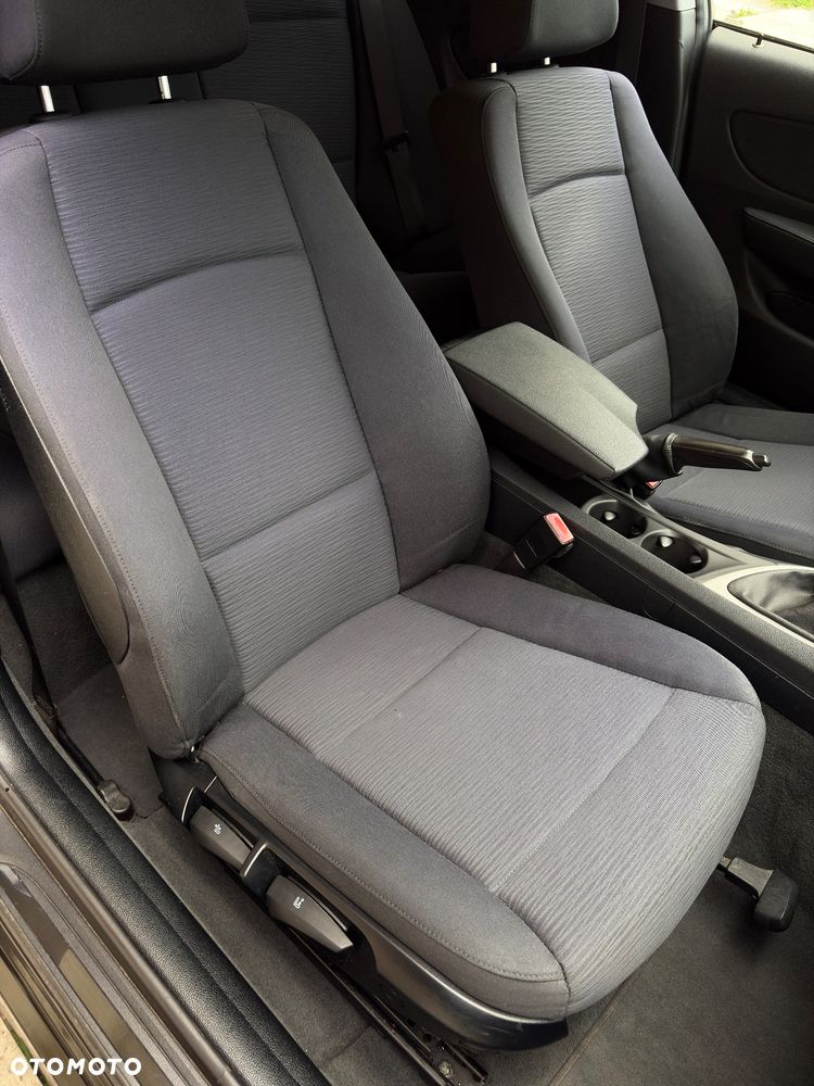 BMW Seria 1 116d - 16