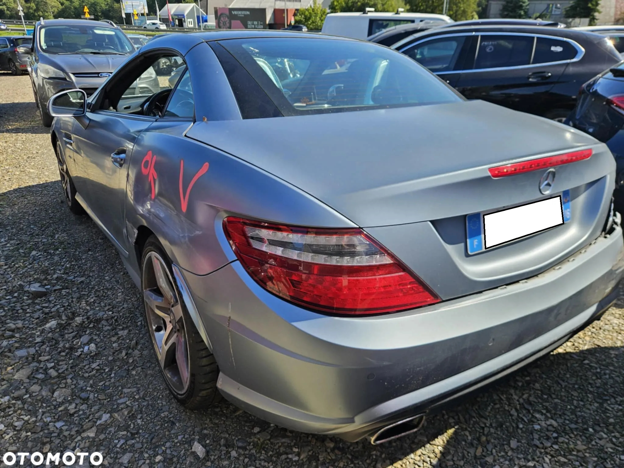 Mercedes-Benz SLK 250 BlueEFFICIENCY 7G-TRONIC Edition 1 - 2