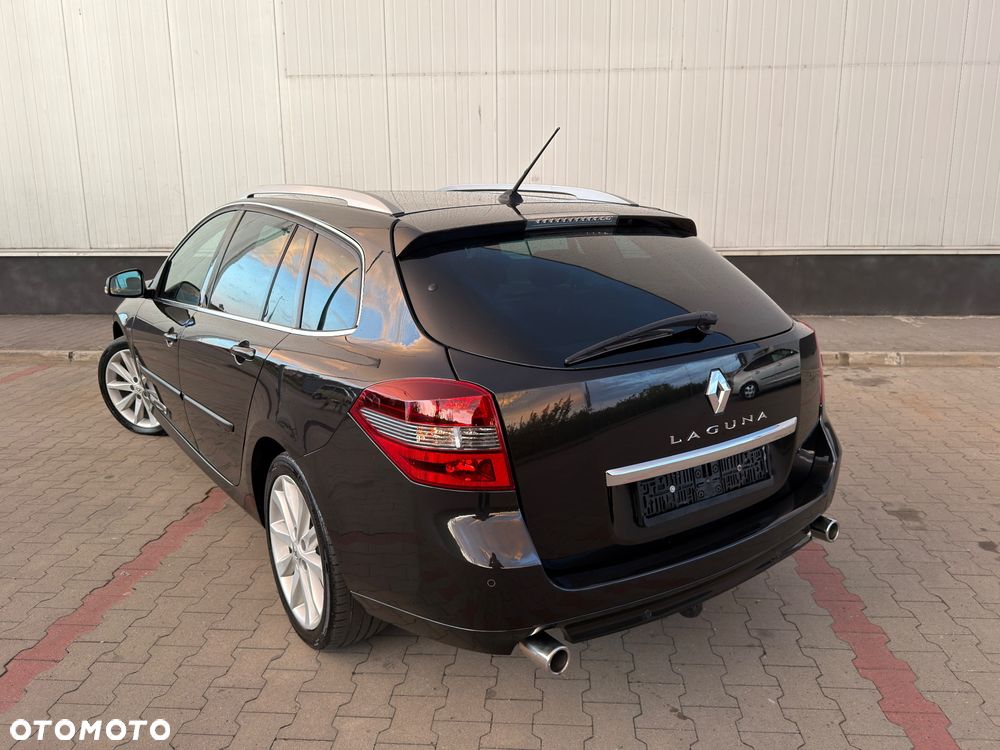 Renault Laguna 2.0 T Bose Edition - 11