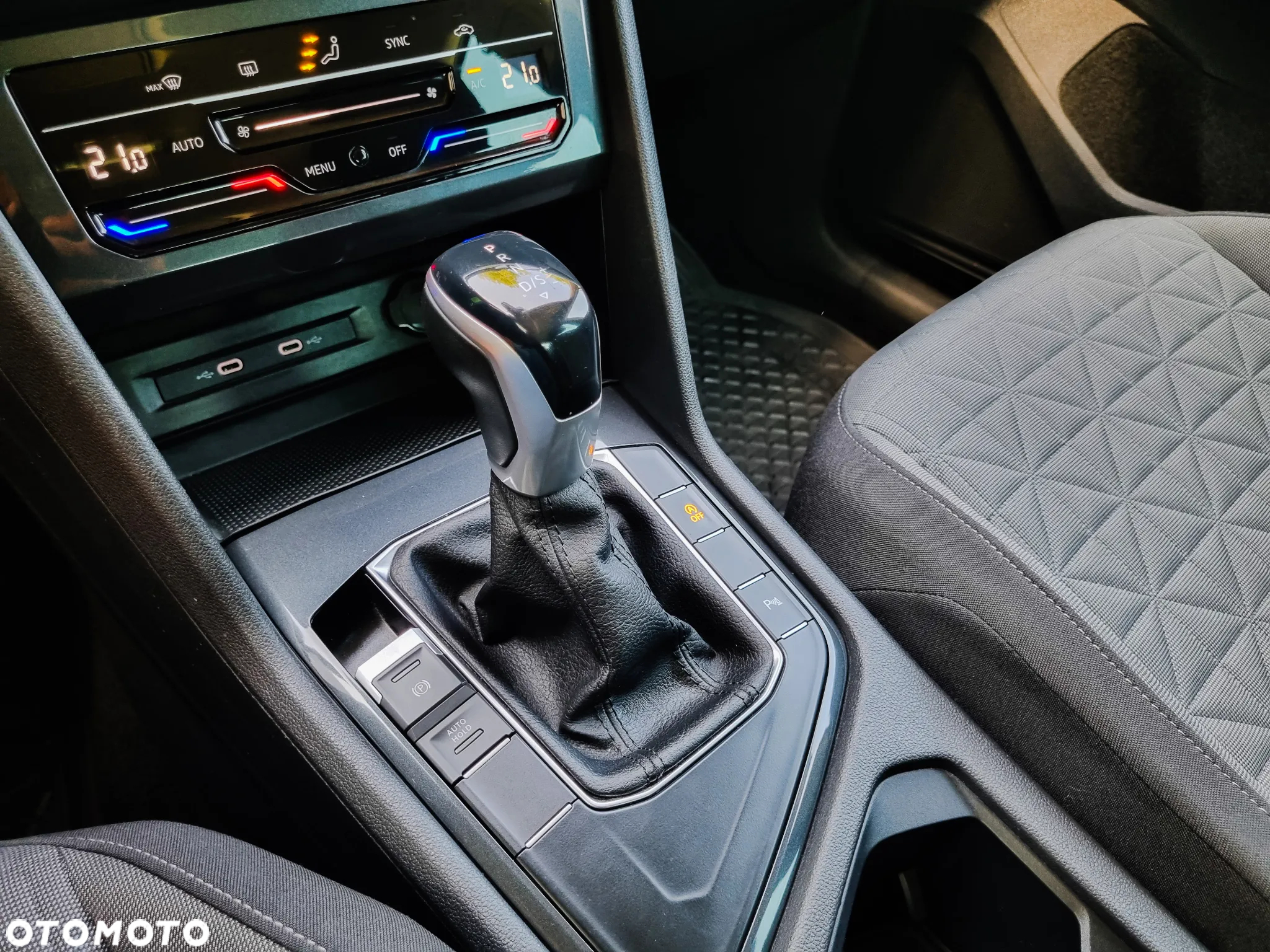 Volkswagen Tiguan 2.0 TDI SCR Life DSG - 31