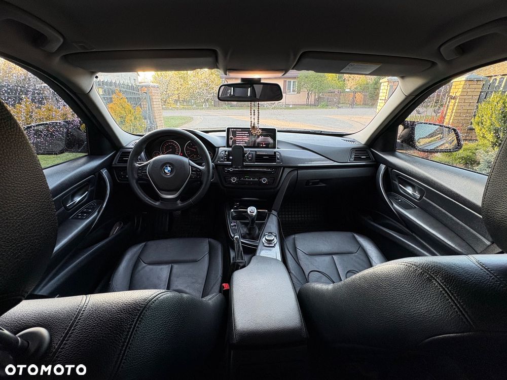 BMW Seria 3 316d - 9