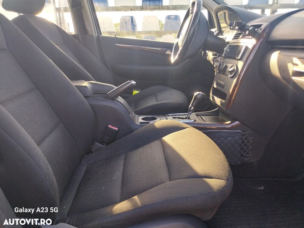 MERCEDES-BENZ A-Class 2005 — imagine 9