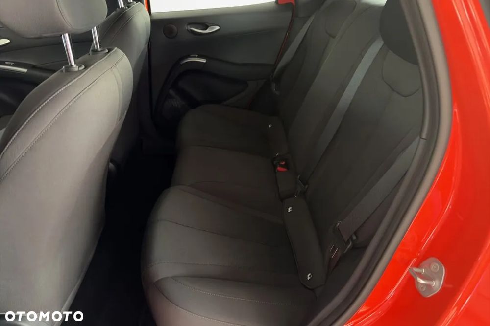 BYD Dolphin G Active E-CVT - 18