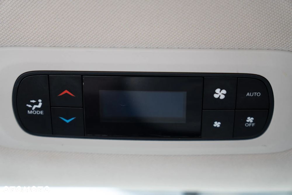 Chrysler Pacifica - 29