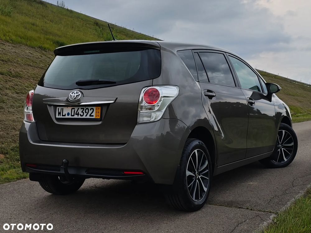 Toyota Verso 1.8 7-Sitzer Executive - 35