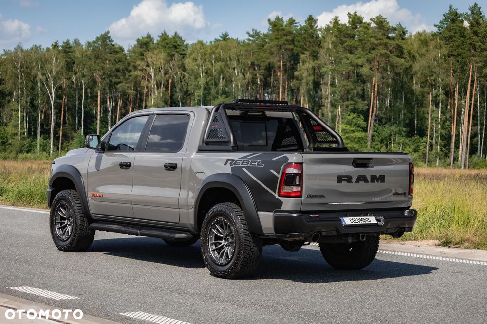 RAM 1500 Crew Cab Shortbed Rebel - 33
