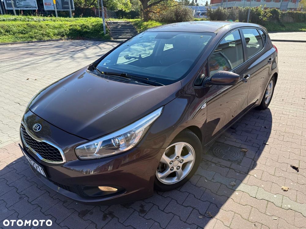 Kia Ceed - 7