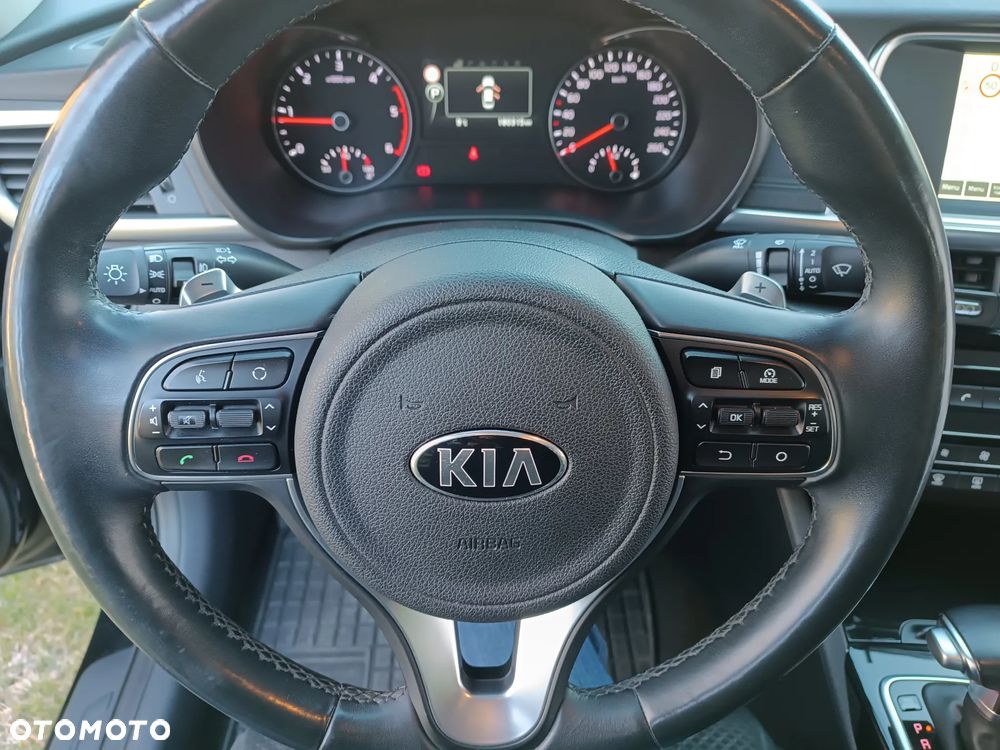 Kia Optima 1.7 CRDI L DCT - 30