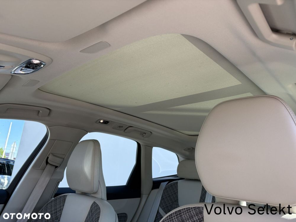 Volvo XC 60 - 24