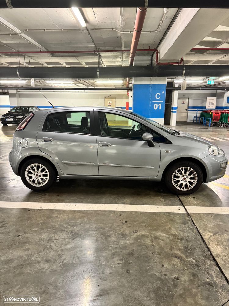 Fiat Grande Punto - 2