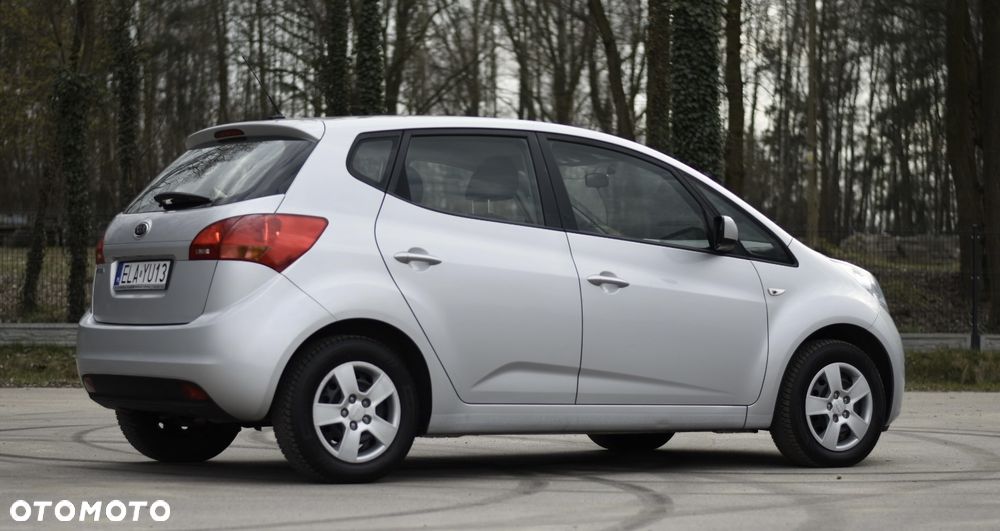 Kia Venga 1.4 L - 16