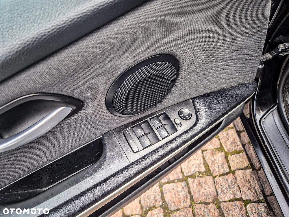 BMW Seria 3 320i - 16