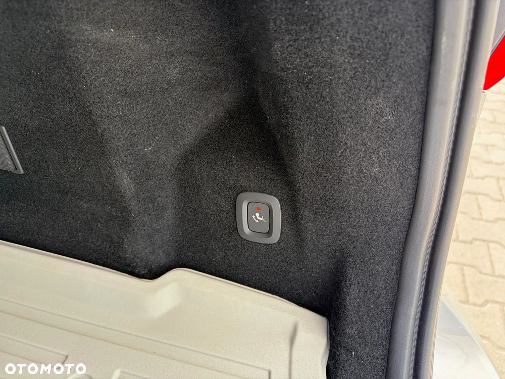 Volvo XC 60 D5 AWD Inscription - 8