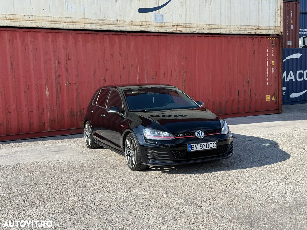 Volkswagen Golf 2.0 TSI BMT DSG GTI - 4