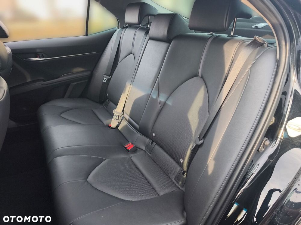 Toyota Camry 2.5 Hybrid Executive CVT - 13