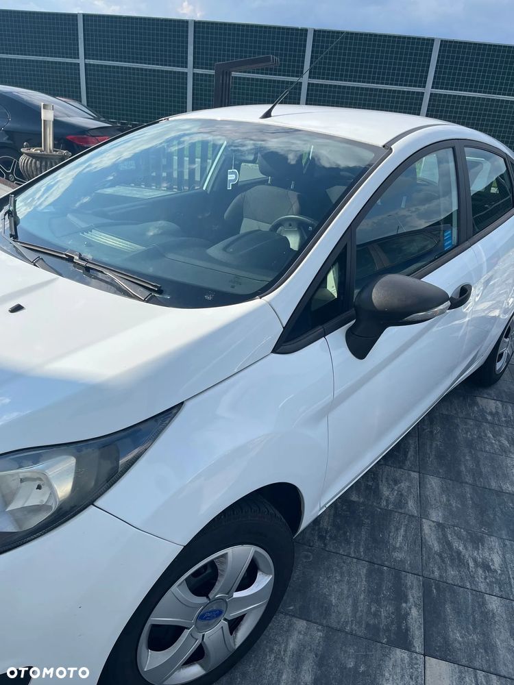 Ford Fiesta 1.5 TDCi Silver X - 2