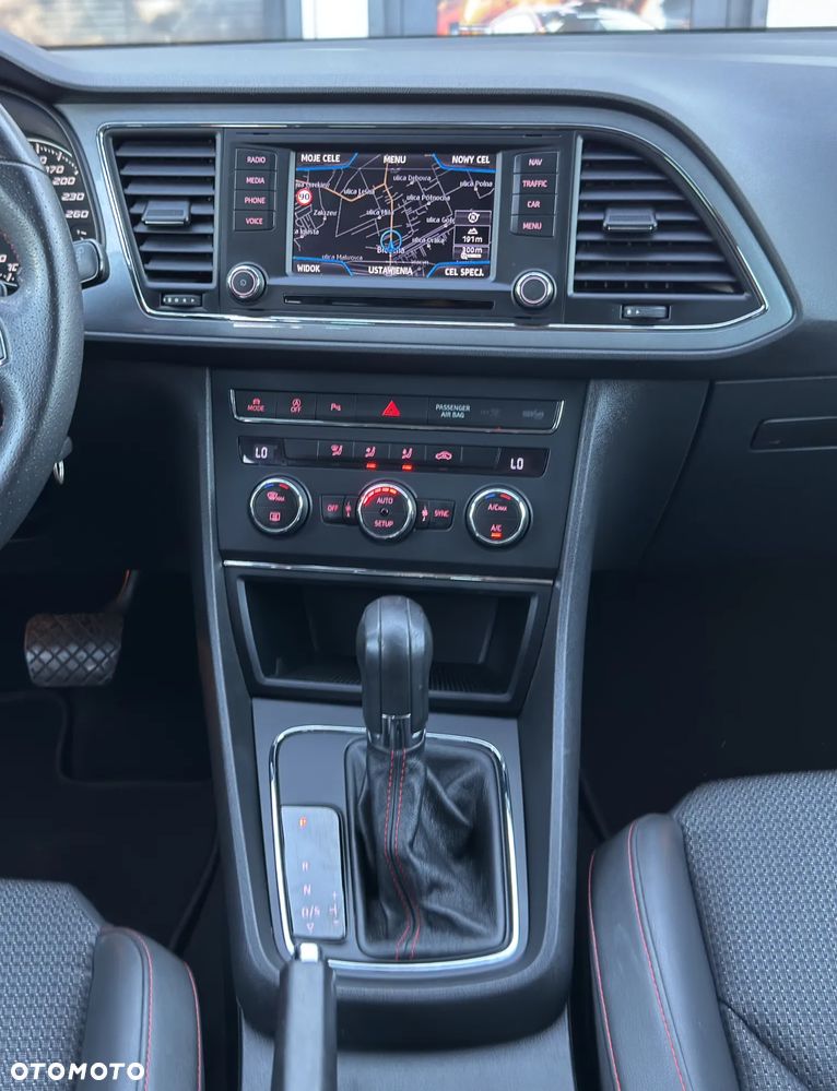 Seat Leon 1.8 TSI Start&Stop DSG FR - 28
