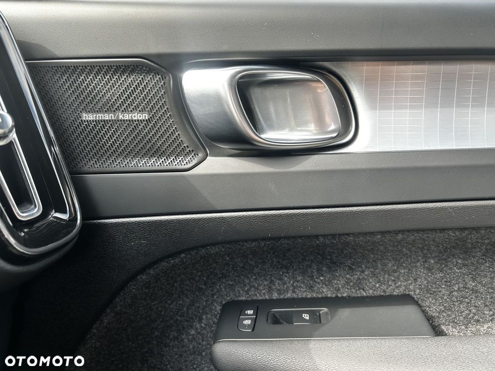 Volvo XC 40 - 21