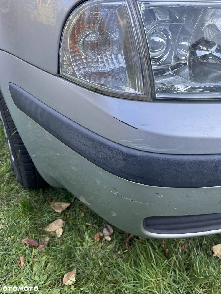 Skoda Octavia 1.6 Tour - 7