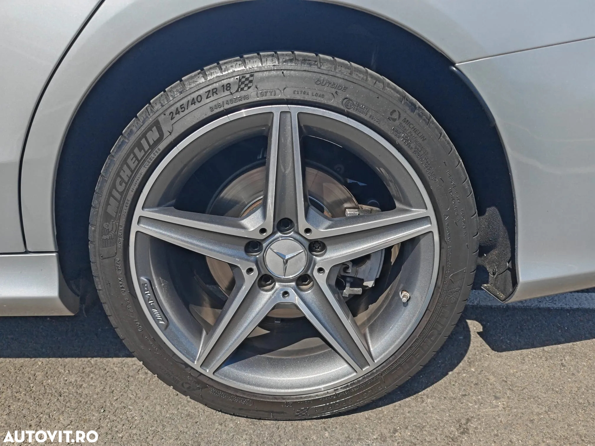 Mercedes-Benz C 400 4MATIC - 12