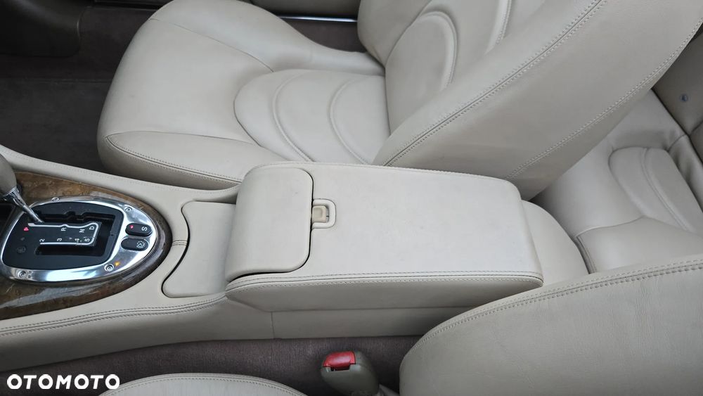Jaguar XK XKR Cabriolet - 21