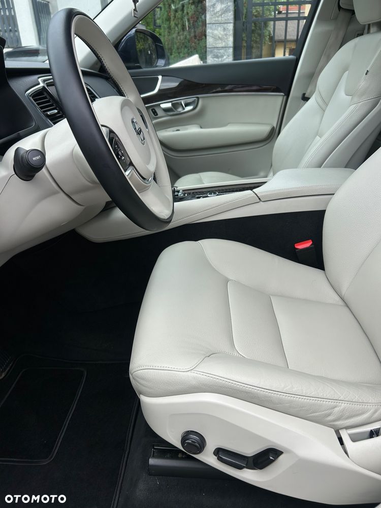 Volvo XC 90 T6 AWD Geartronic Momentum - 14
