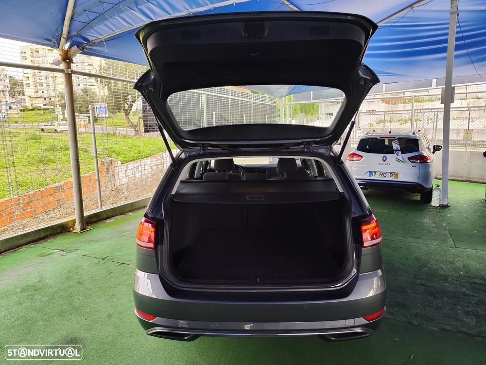 VW Golf Variant 1.6 TDi Confortline - 44