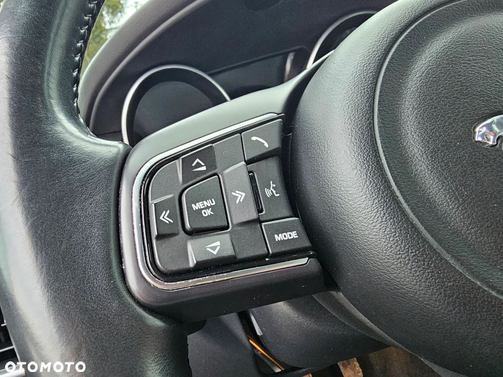 Jaguar XE E-Performance Portfolio - 24