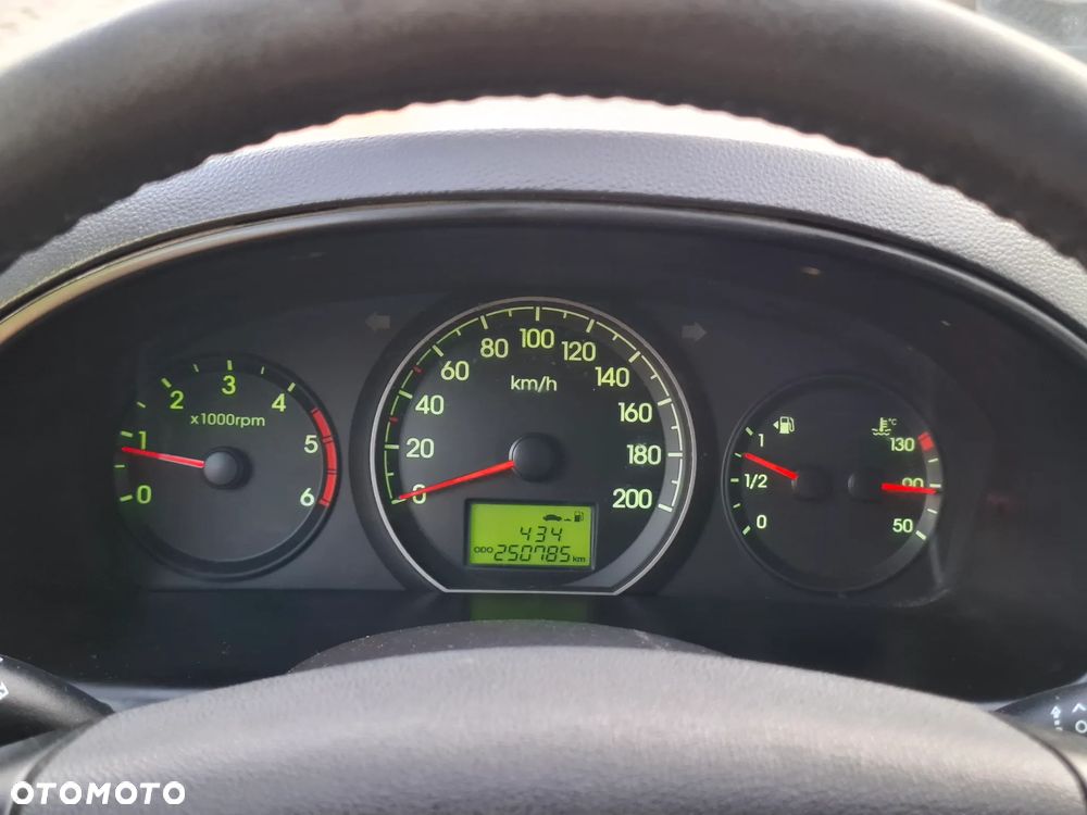 Hyundai H-1 H300 dubel kabina 2.5CRDI 136KM KLIMA - 25