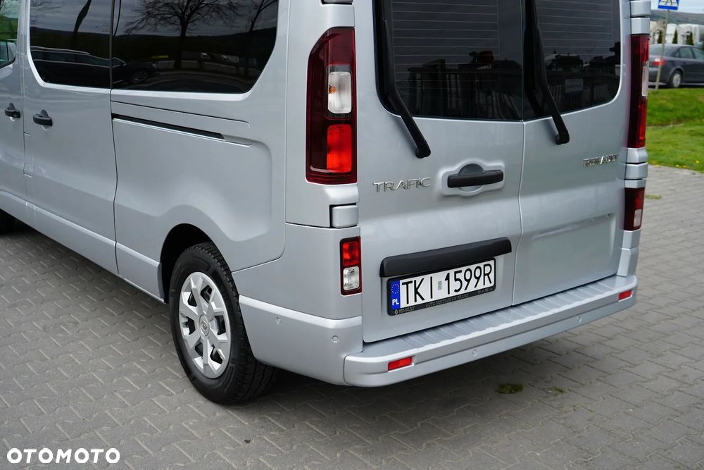 Renault Trafic 2.0 dCi - 32