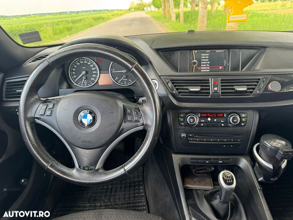 BMW X1 xDrive20d - 4
