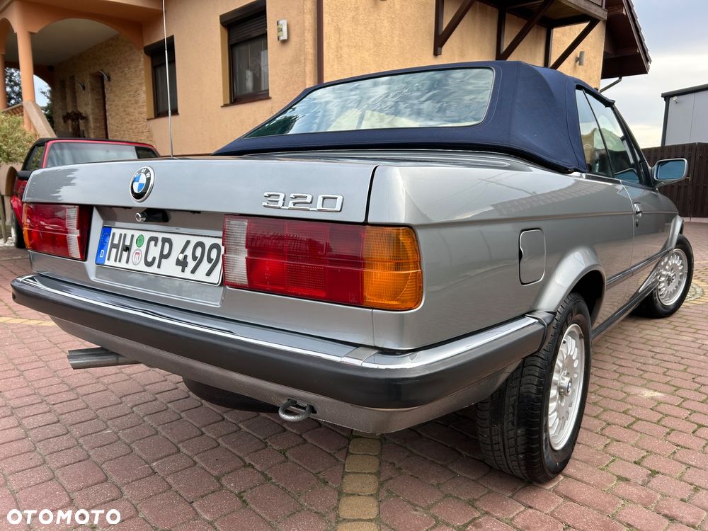 BMW Seria 3 320i - 8