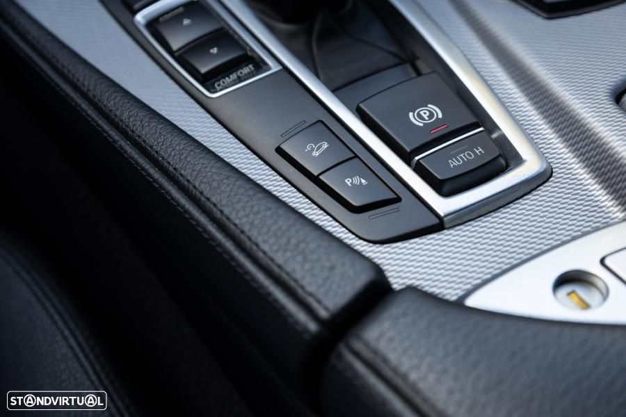 BMW M550d xDrive Auto - 38