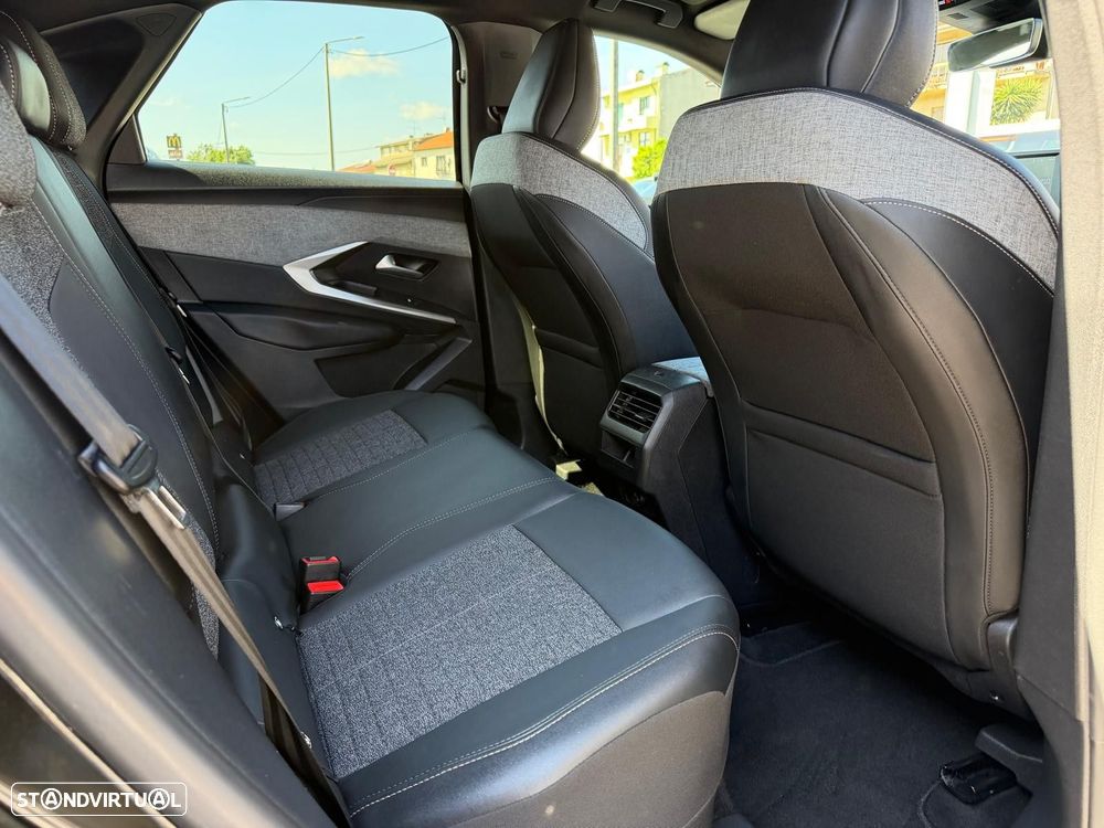 Peugeot 3008 1.2 Hybrid Allure e-DCS6 - 15