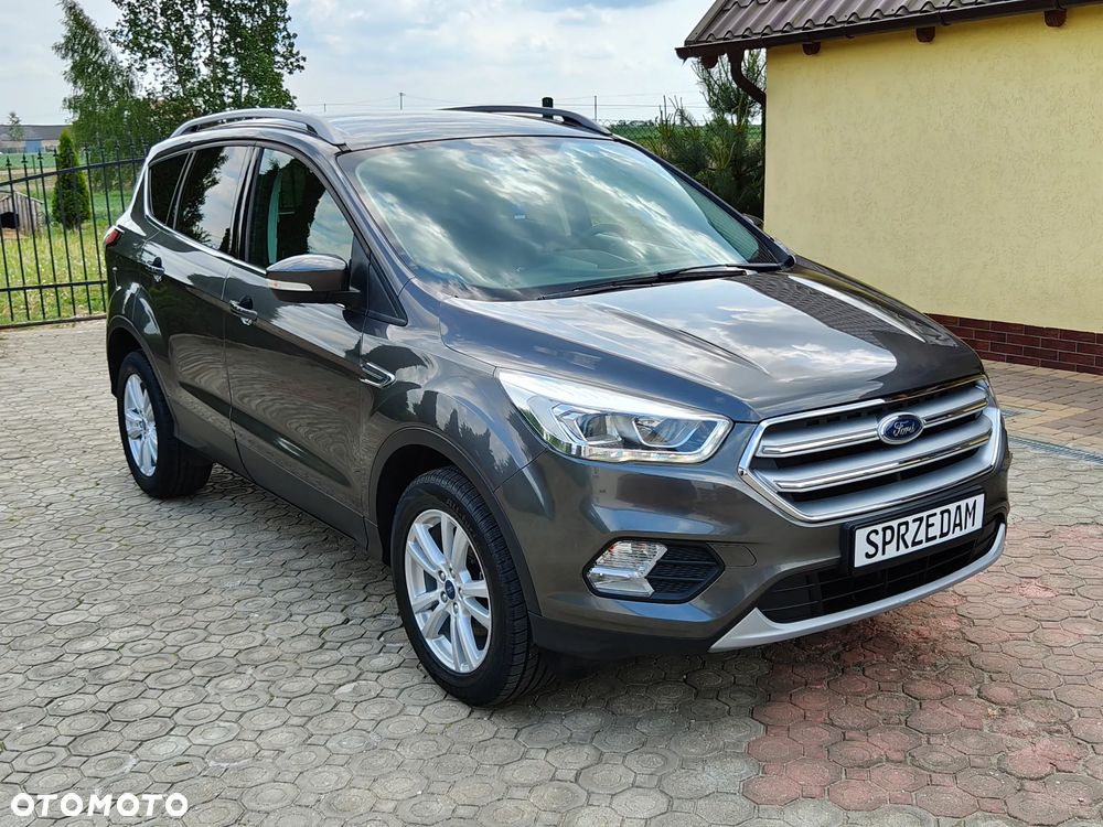 Ford Kuga - 1