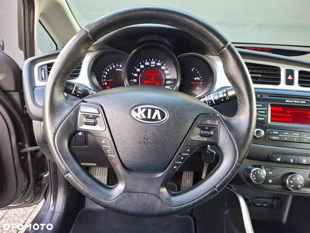 Kia Ceed 1.4 CVVT Spirit - 21