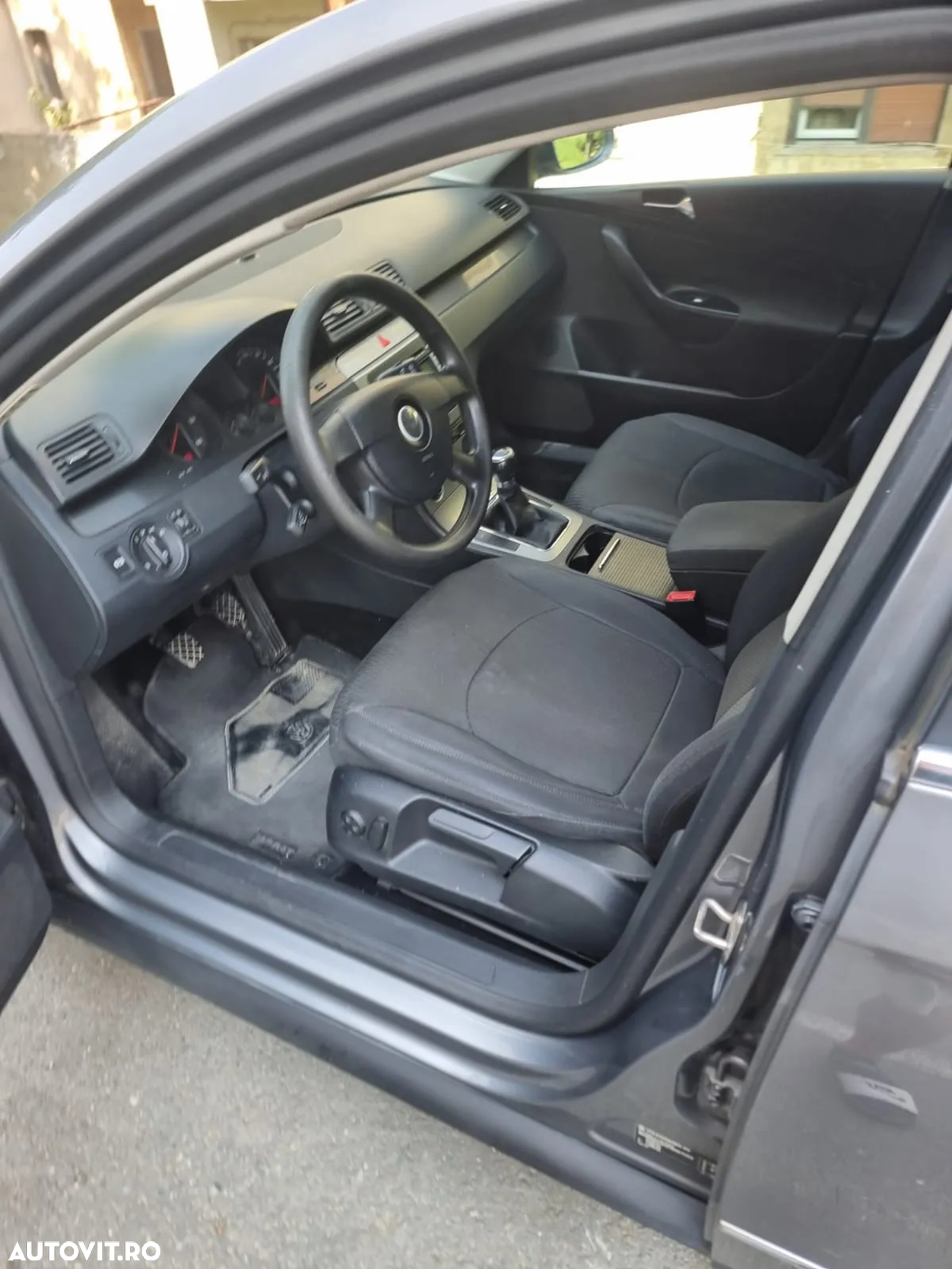 Volkswagen Passat - 5