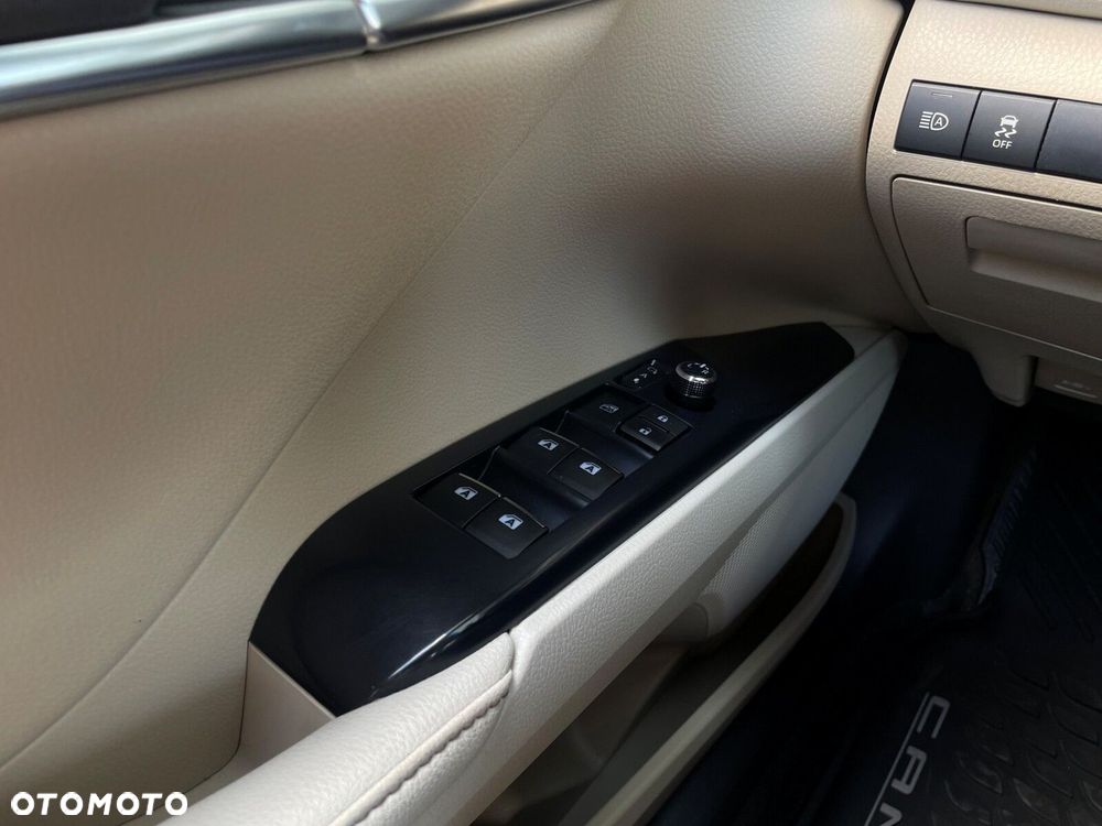 Toyota Camry - 13