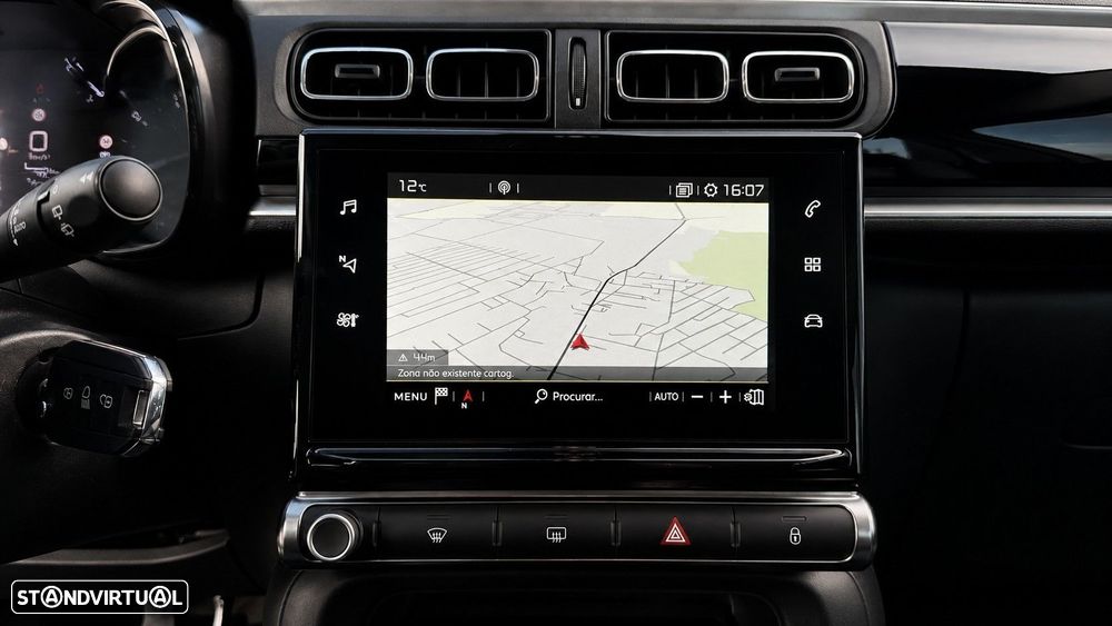 Citroën C3 1.2 PureTech Shine - 25