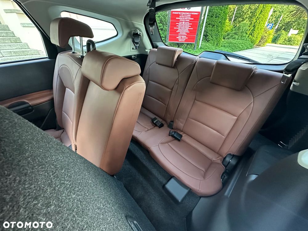 Nissan Qashqai+2 2.0 Tekna Premium - 17