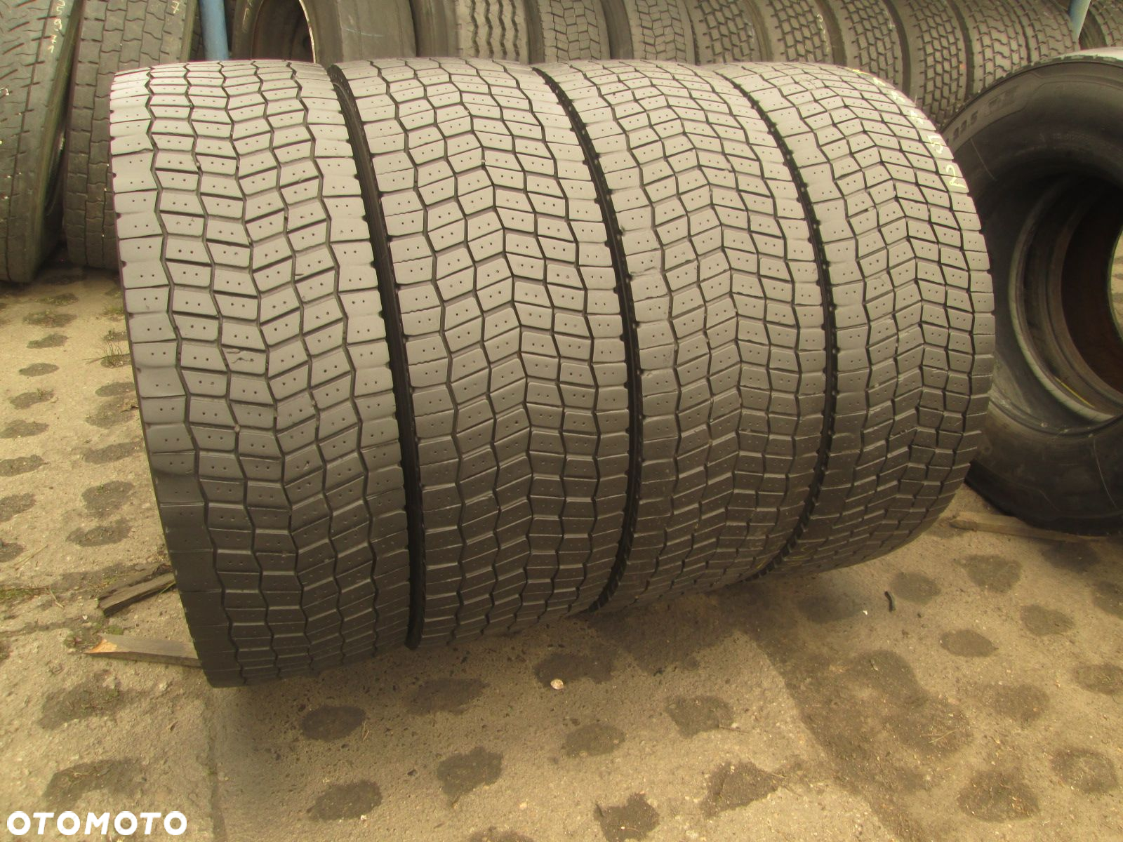 Opony ciężarowe 315/70/22.5 Michelin MULTIWAY 3D. Opony ciężarowe - 3