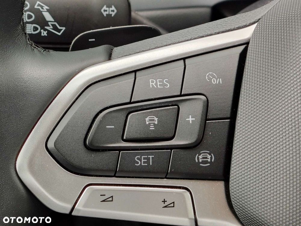 Volkswagen T-Roc 1.5 TSI Life DSG - 15