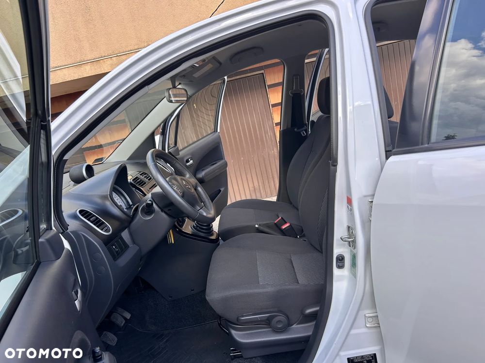 Suzuki Splash - 11